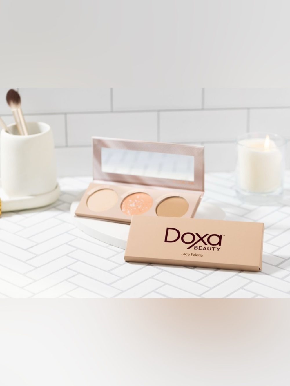 Doxa Beauty Be A Light Face Palette contour, blush & highlighter powders - Picture 2 of 11